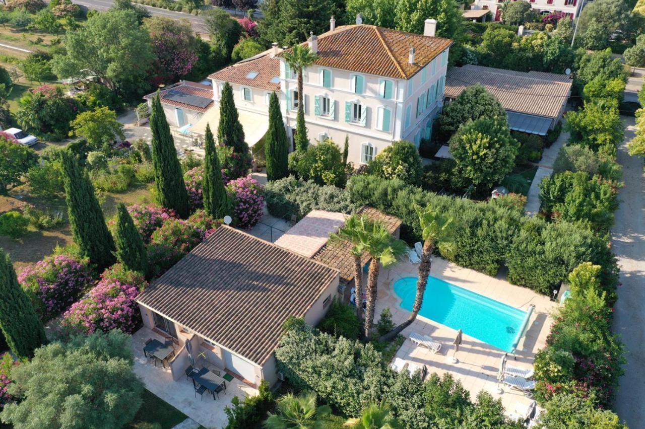 Domaine De L'Aufrene Bed & Breakfast Hyeres Ngoại thất bức ảnh