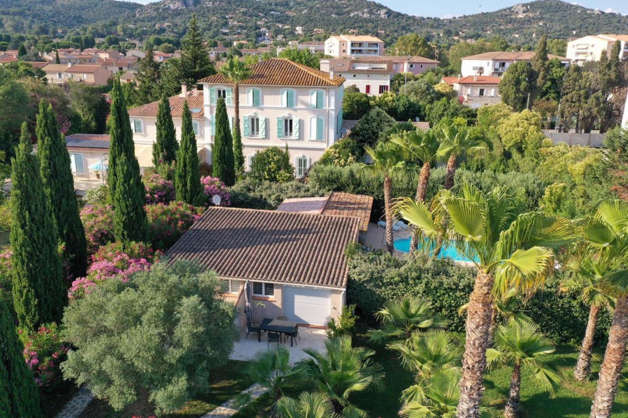 Domaine De L'Aufrene Bed & Breakfast Hyeres Ngoại thất bức ảnh
