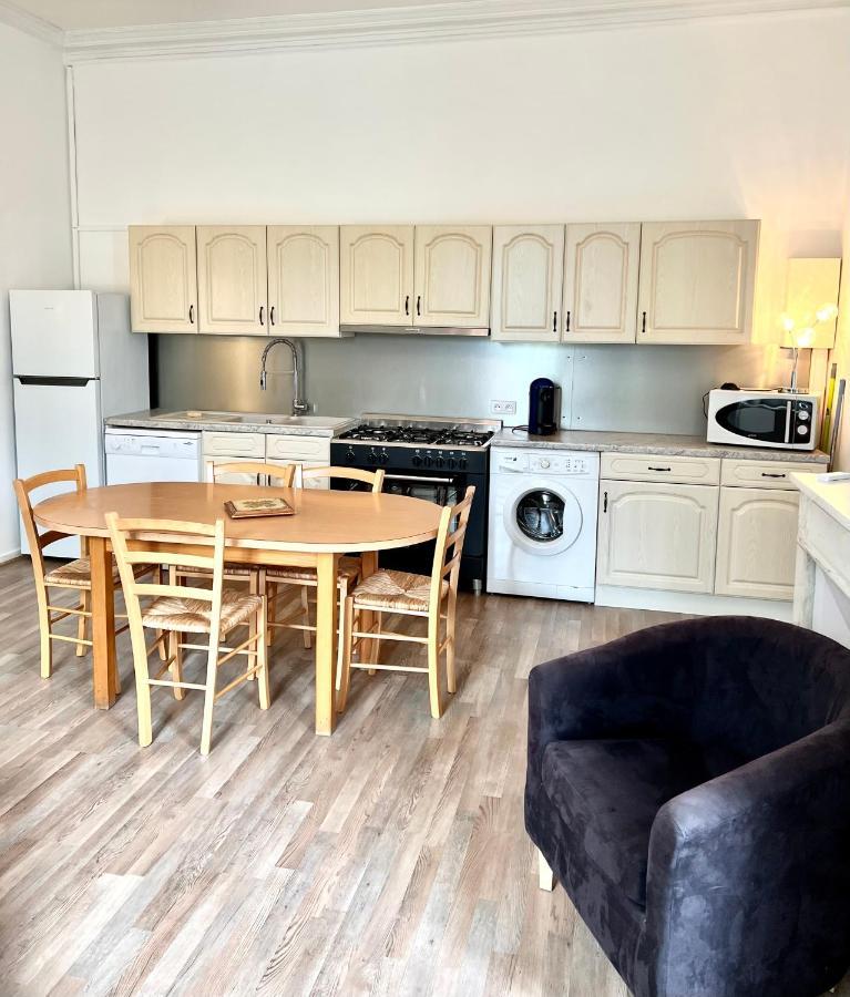 Domaine De L'Aufrene Bed & Breakfast Hyeres Ngoại thất bức ảnh
