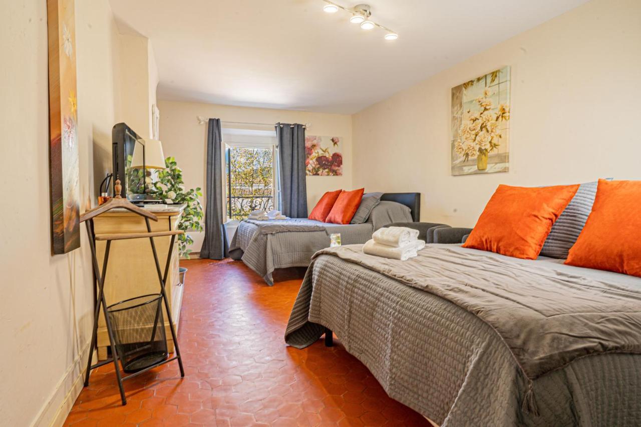 Domaine De L'Aufrene Bed & Breakfast Hyeres Ngoại thất bức ảnh