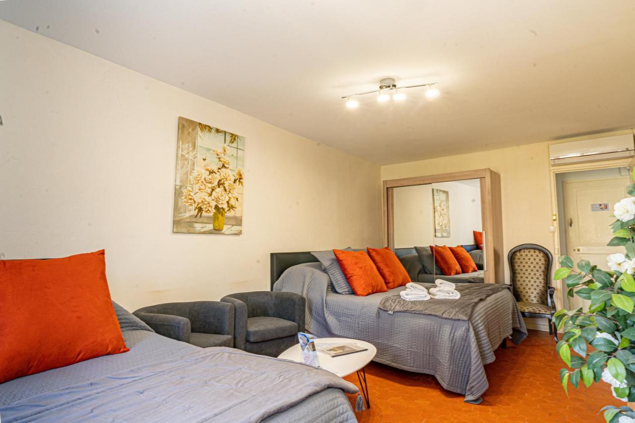 Domaine De L'Aufrene Bed & Breakfast Hyeres Ngoại thất bức ảnh