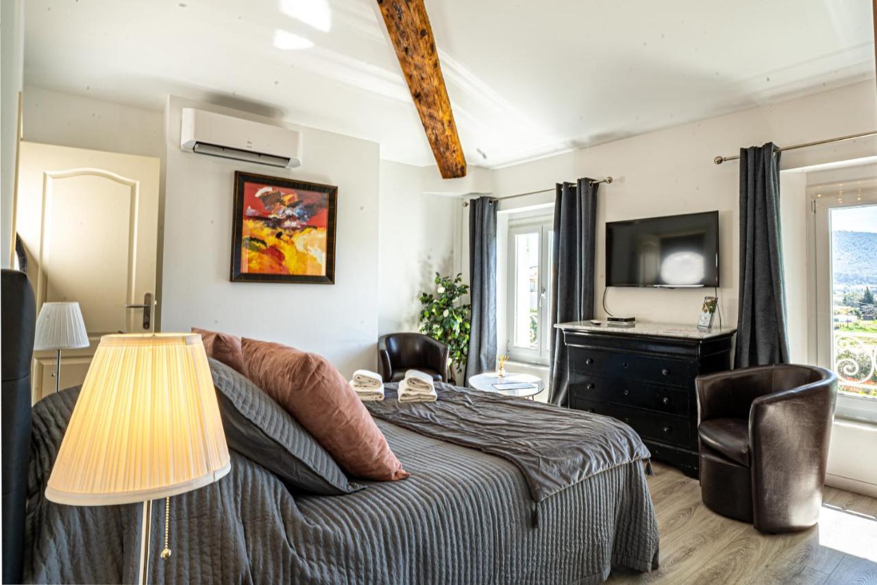 Domaine De L'Aufrene Bed & Breakfast Hyeres Ngoại thất bức ảnh