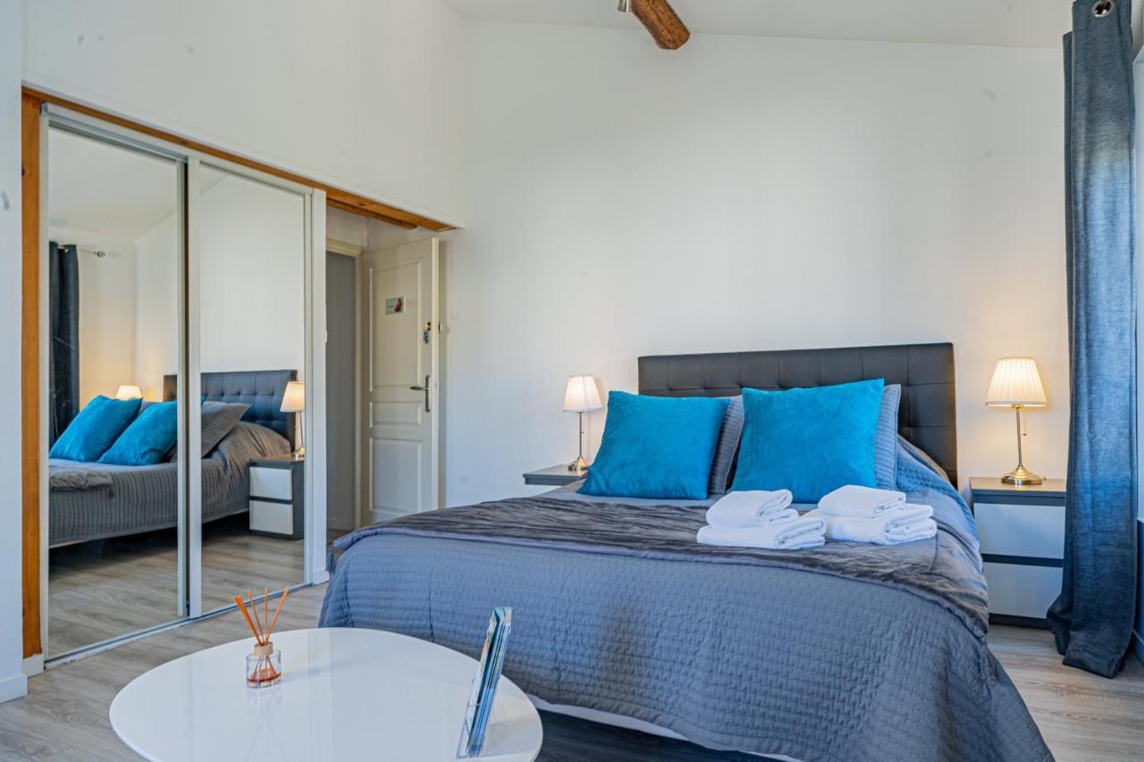 Domaine De L'Aufrene Bed & Breakfast Hyeres Ngoại thất bức ảnh