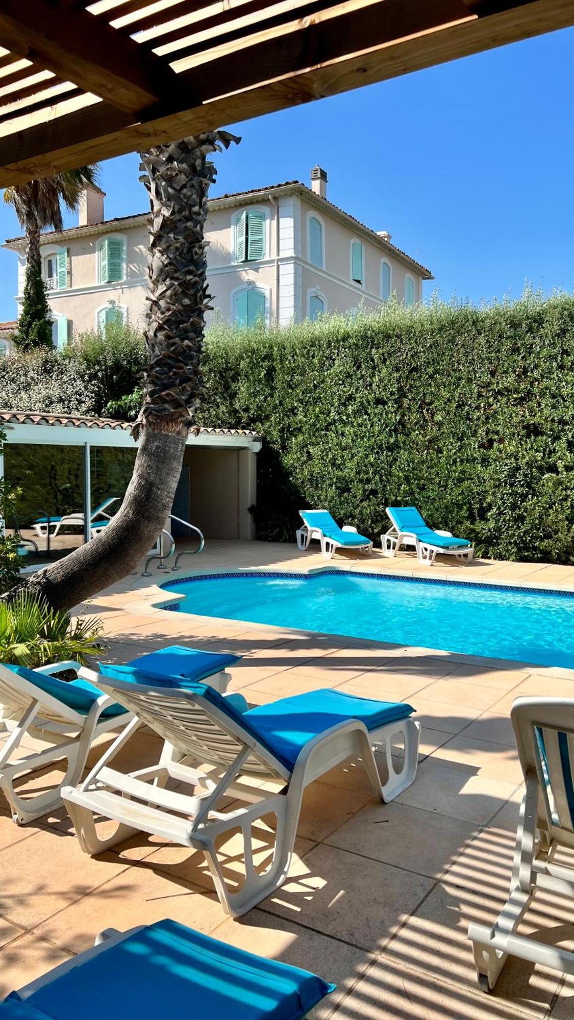 Domaine De L'Aufrene Bed & Breakfast Hyeres Ngoại thất bức ảnh