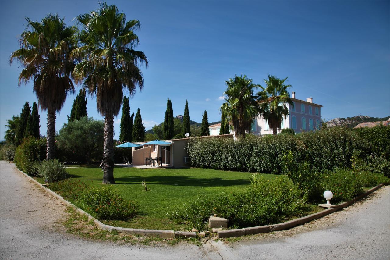 Domaine De L'Aufrene Bed & Breakfast Hyeres Ngoại thất bức ảnh