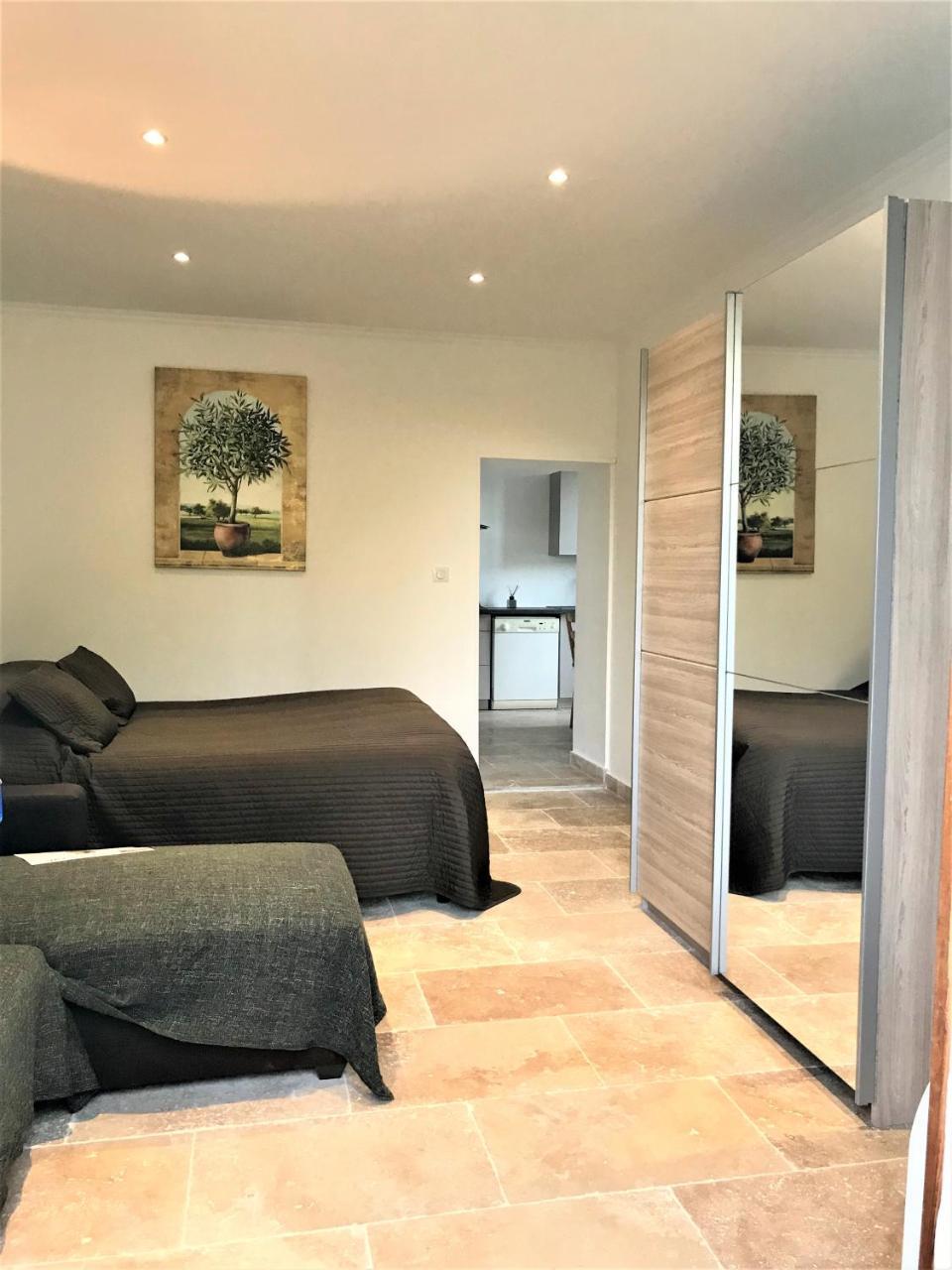 Domaine De L'Aufrene Bed & Breakfast Hyeres Ngoại thất bức ảnh